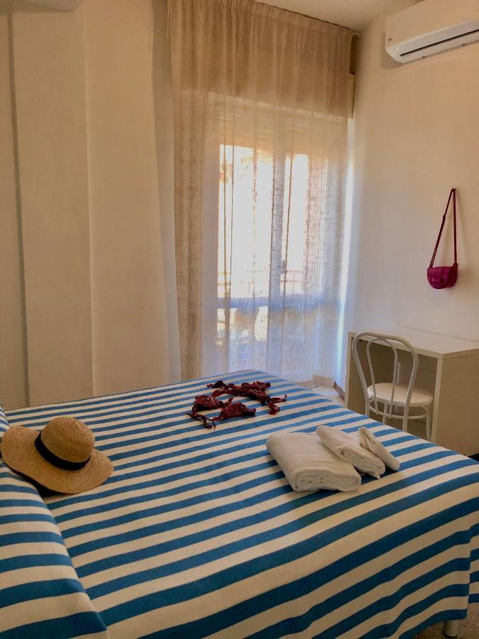 Hotel Serafini ริมินี ภายนอก รูปภาพ