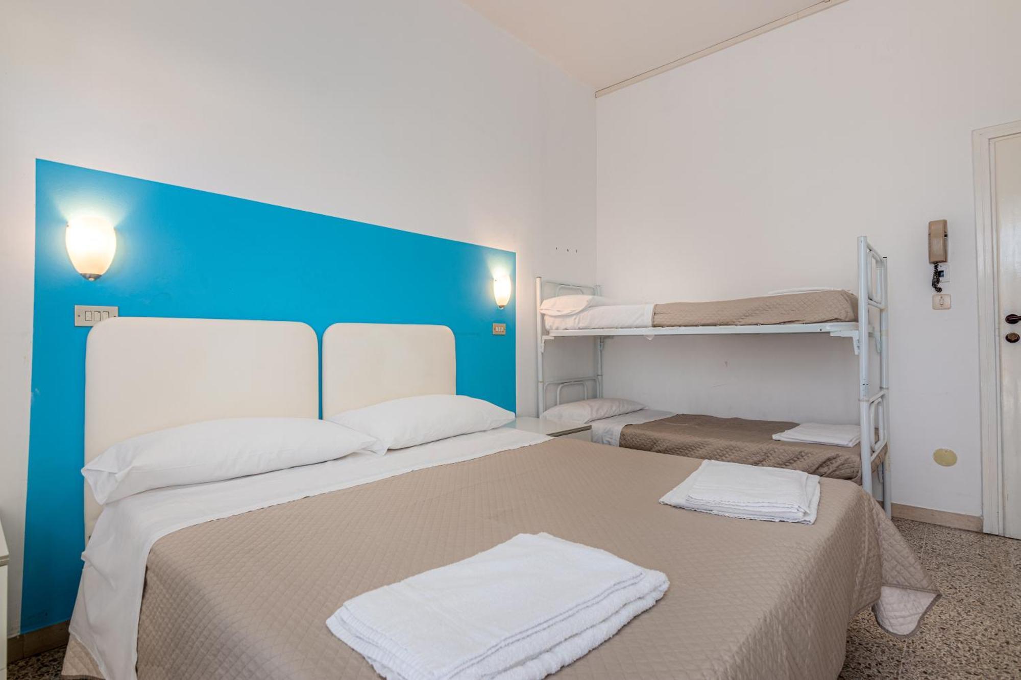 Hotel Serafini ริมินี ภายนอก รูปภาพ