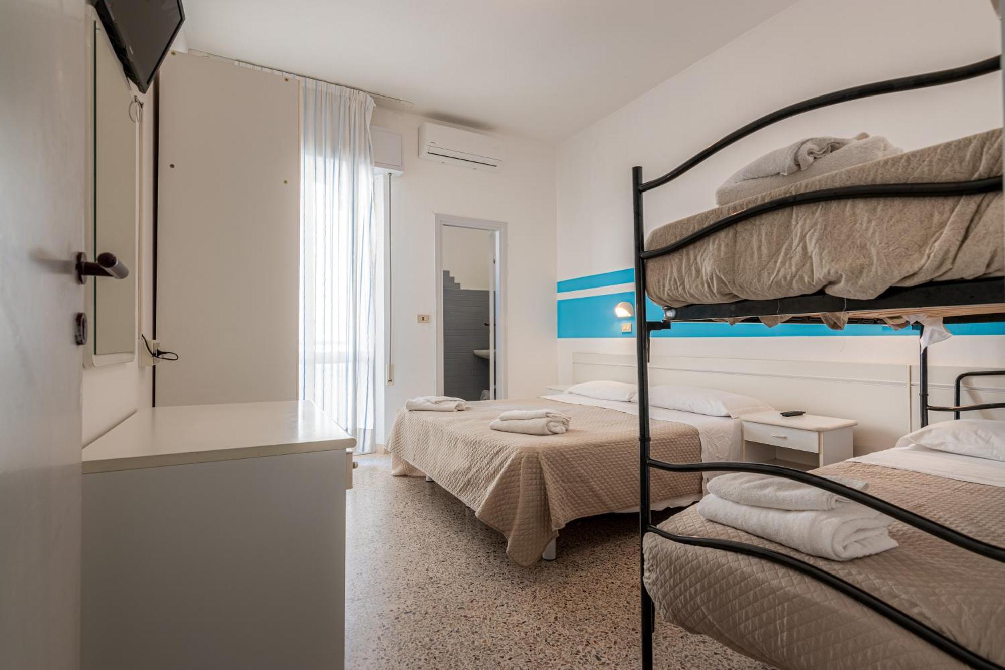 Hotel Serafini ริมินี ภายนอก รูปภาพ